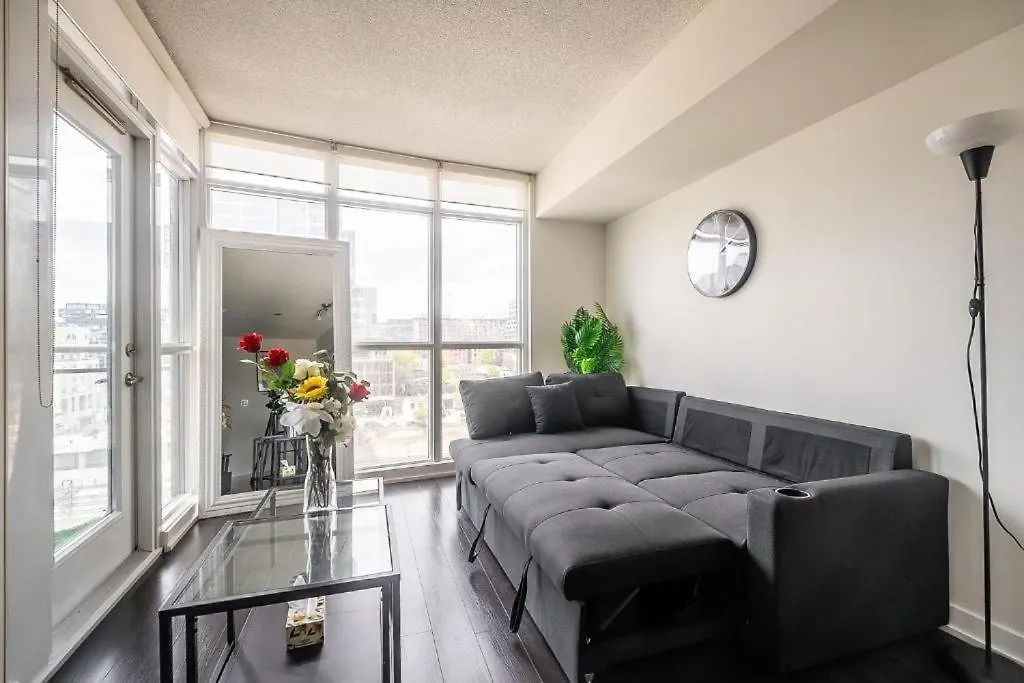 Cozy Condo In Downtown Toronto + Free Parking Appartement