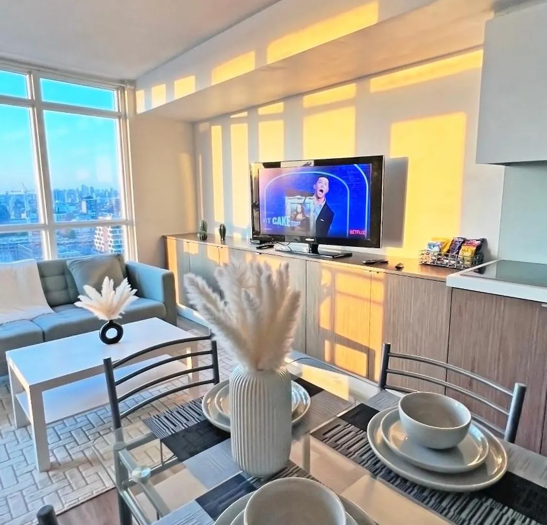 Appartement Cozy Condo In Downtown Toronto + Free Parking